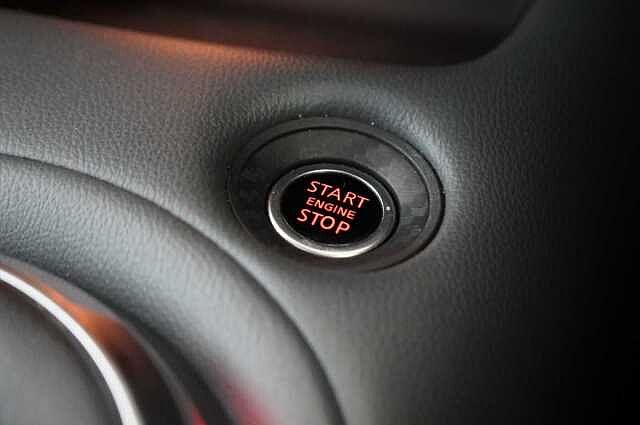 Nissan Juke 1.0 DIG-T 117 N-Connecta with Sat Nav and Rear View Camera