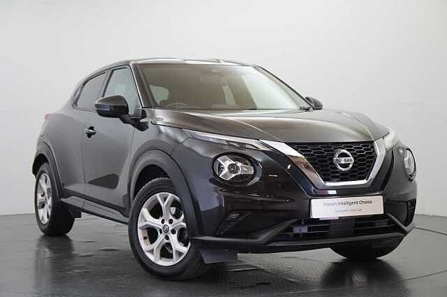 Nissan Juke 1.0 DIG-T 117 N-Connecta with Sat Nav and Rear View Camera