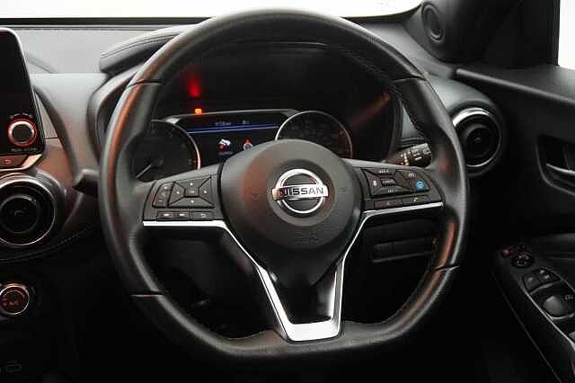 Nissan Juke 1.0 DIG-T 114 Tekna with BOSE Audio and Drive Assist Technology