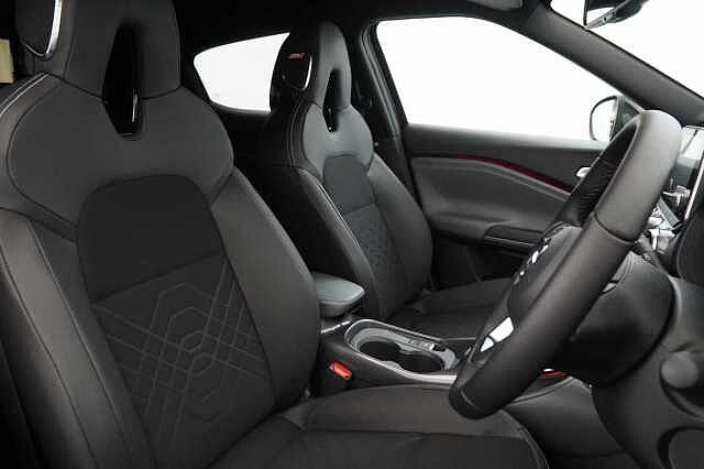 Nissan Juke 1.0 DIG-T 114 Tekna with BOSE Audio and Drive Assist Technology