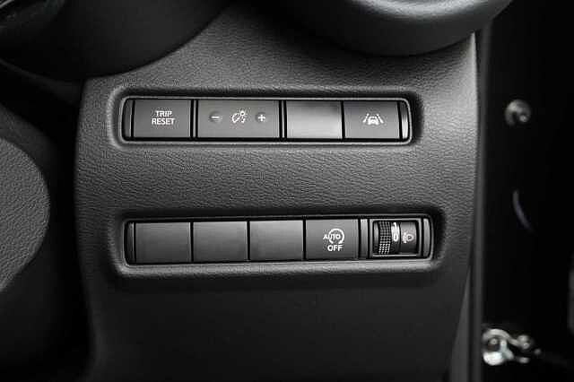 Nissan Juke 1.0 DIG-T 117 N-Connecta DCT Auto with Sat Nav and Rear View Camera