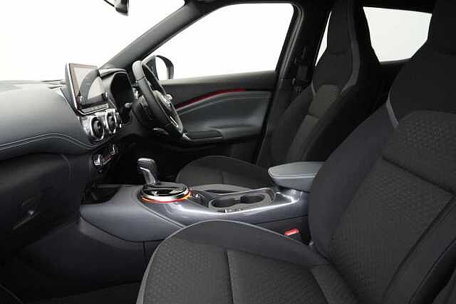 Nissan Juke 1.0 DIG-T 117 N-Connecta DCT Auto with Sat Nav and Rear View Camera