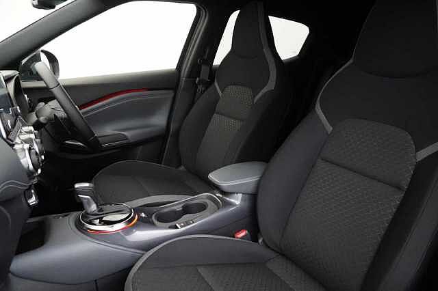 Nissan Juke 1.0 DIG-T 117 N-Connecta DCT Auto with Sat Nav and Rear View Camera