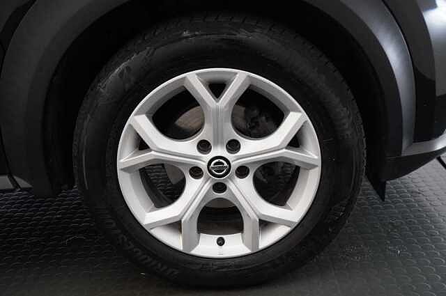 Nissan Juke 1.0 DIG-T 117 N-Connecta DCT Auto with Sat Nav and Rear View Camera