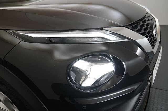 Nissan Juke 1.0 DIG-T 117 N-Connecta DCT Auto with Sat Nav and Rear View Camera