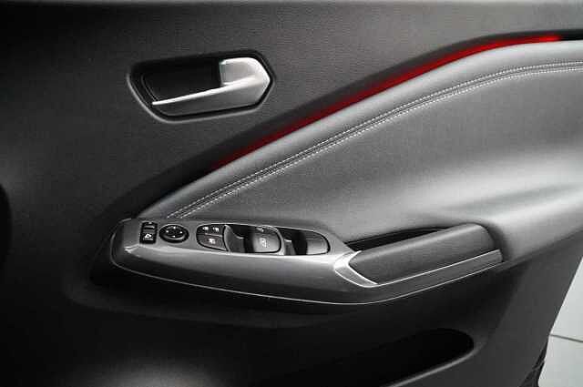 Nissan Juke 1.0 DIG-T 117 N-Connecta DCT Auto with Sat Nav and Rear View Camera