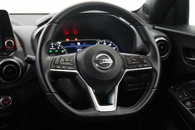 Nissan Juke 1.0 DIG-T 117 N-Connecta DCT Auto with Sat Nav and Rear View Camera