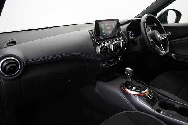 Nissan Juke 1.0 DIG-T 117 N-Connecta DCT Auto with Sat Nav and Rear View Camera