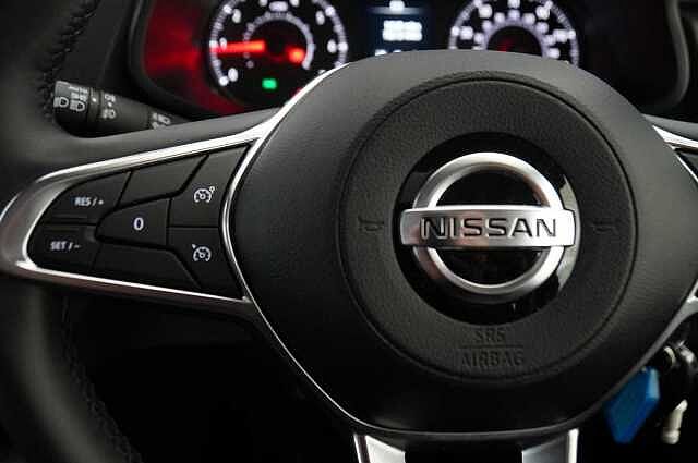 Nissan Primastar 2.0 dCi 150 Tekna Combi L1 SWB 3.0T with 9 Seats