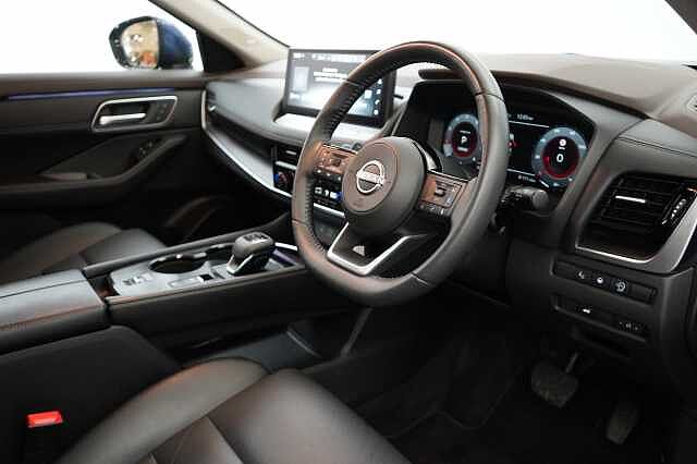 Nissan X-Trail 1.5 163 VC-T Mild Hybrid Tekna Auto with 5 Seats + BOSE Audio and Sunroof