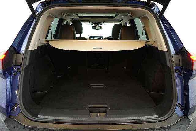 Nissan X-Trail 1.5 163 VC-T Mild Hybrid Tekna Auto with 5 Seats + BOSE Audio and Sunroof