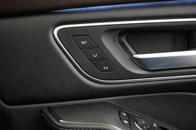 Nissan X-Trail 1.5 163 VC-T Mild Hybrid Tekna Auto with 5 Seats + BOSE Audio and Sunroof