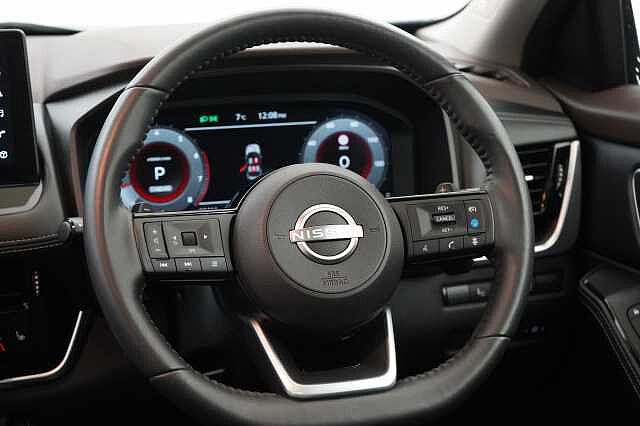 Nissan X-Trail 1.5 163 VC-T Mild Hybrid Tekna Auto with 5 Seats + BOSE Audio and Sunroof