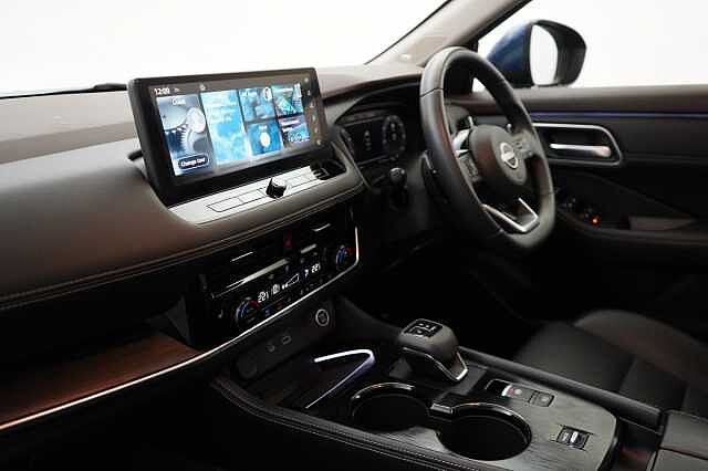 Nissan X-Trail 1.5 163 VC-T Mild Hybrid Tekna Auto with 5 Seats + BOSE Audio and Sunroof