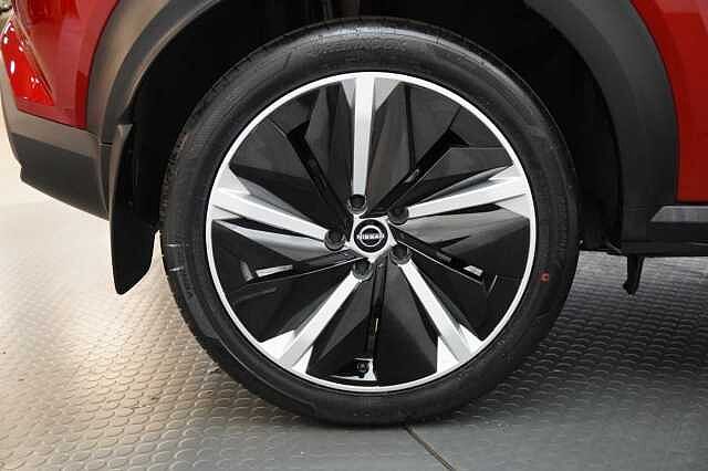 Nissan Juke 1.6 143 HEV Hybrid Tekna+ Auto with BOSE Audio and Pro Pilot Technology