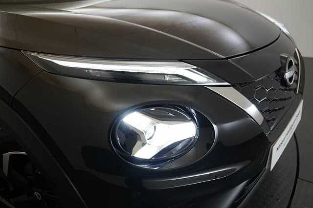 Nissan Juke 1.6 143 HEV Hybrid N-Connecta Auto with Sat Nav and Rear View Camera
