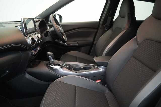 Nissan Juke 1.6 143 HEV Hybrid N-Connecta Auto with Sat Nav and Rear View Camera