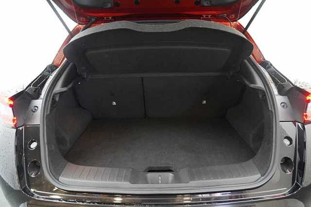 Nissan Juke 1.0 DIG-T 117 Tekna with BOSE Audio and Drive Assist Technology