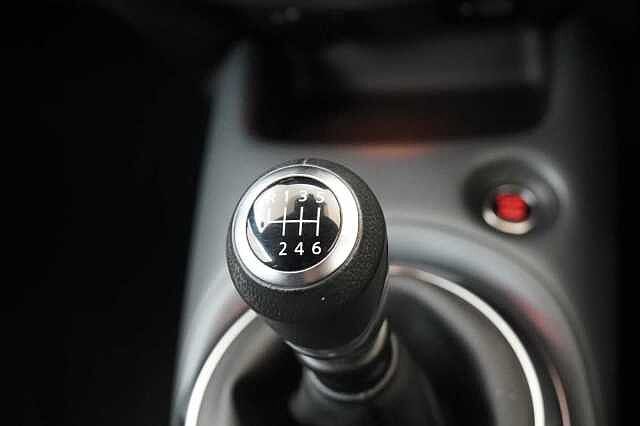 Nissan Juke 1.0 DIG-T 117 Tekna with BOSE Audio and Drive Assist Technology