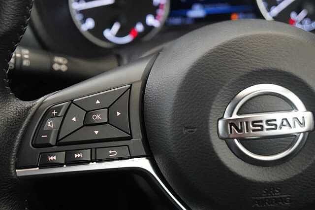 Nissan Juke 1.0 DIG-T 117 Tekna with BOSE Audio and Drive Assist Technology