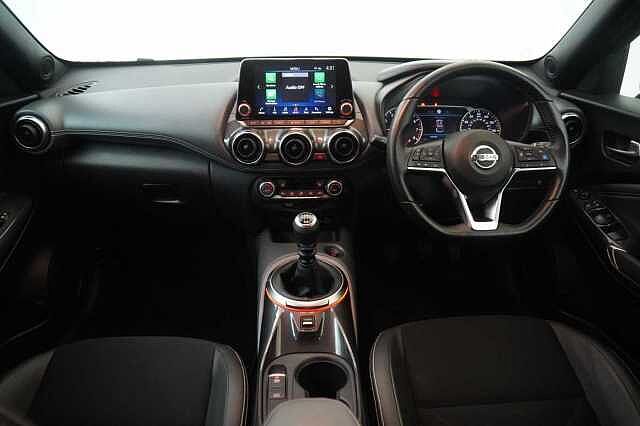 Nissan Juke 1.0 DIG-T 117 Tekna with BOSE Audio and Drive Assist Technology