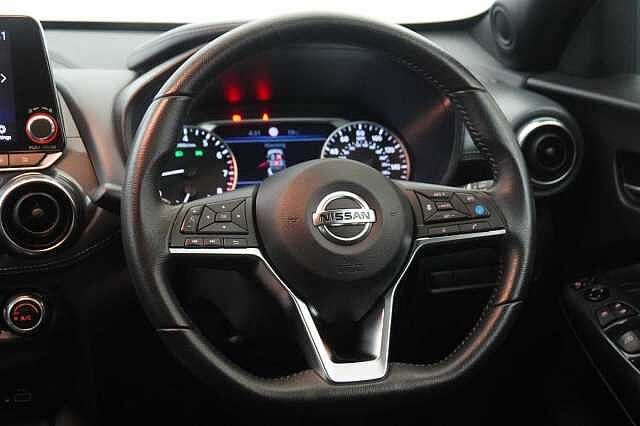 Nissan Juke 1.0 DIG-T 117 Tekna with BOSE Audio and Drive Assist Technology