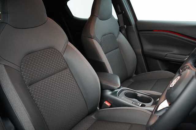 Nissan Juke 1.0 DIG-T 114 N-Connecta with Sat Nav and Rear View Camera