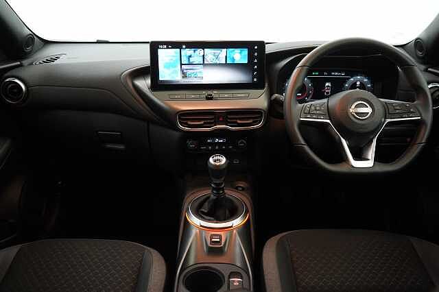 Nissan Juke 1.0 DIG-T 114 N-Connecta with Sat Nav and Rear View Camera