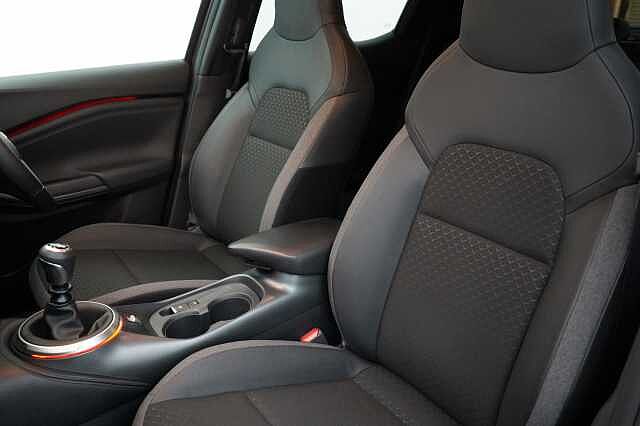 Nissan Juke 1.0 DIG-T 114 N-Connecta with Sat Nav and Rear View Camera