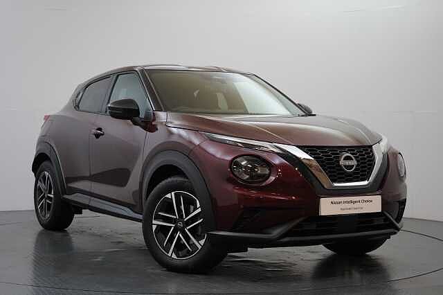 Nissan Juke 1.0 DIG-T 114 N-Connecta with Sat Nav and Rear View Camera