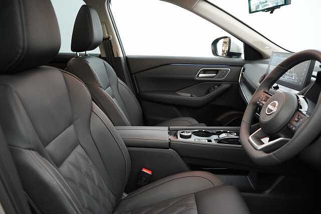 Nissan X-Trail 1.5 213 e-Power e-4ORCE Tekna+ Auto with 7 Seats + Sunroof and Leather