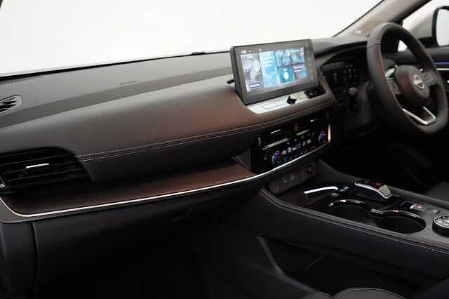 Nissan X-Trail 1.5 213 e-Power e-4ORCE Tekna+ Auto with 7 Seats + Sunroof and Leather