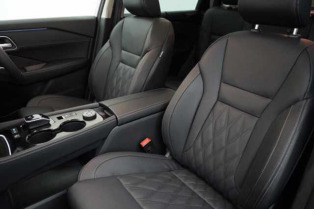 Nissan X-Trail 1.5 213 e-Power e-4ORCE Tekna+ Auto with 7 Seats + Sunroof and Leather