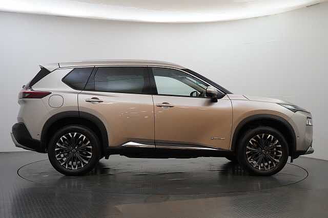 Nissan X-Trail 1.5 213 e-Power e-4ORCE Tekna+ Auto with 7 Seats + Sunroof and Leather