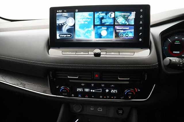 Nissan X-Trail 1.5 213 e-Power e-4ORCE Tekna+ Auto with 7 Seats + Sunroof and Leather