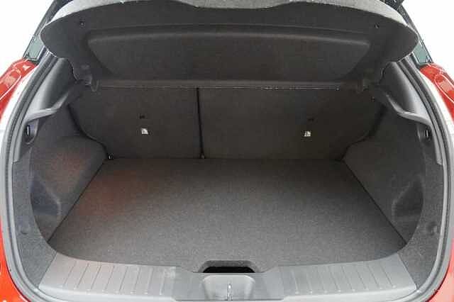 Nissan Juke 1.0 DIG-T 114 Tekna+ with BOSE Audio and Drive Assist Technology