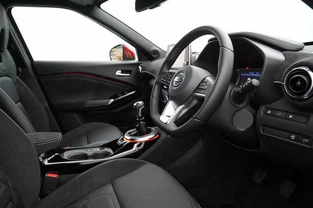 Nissan Juke 1.0 DIG-T 114 Tekna+ with BOSE Audio and Drive Assist Technology