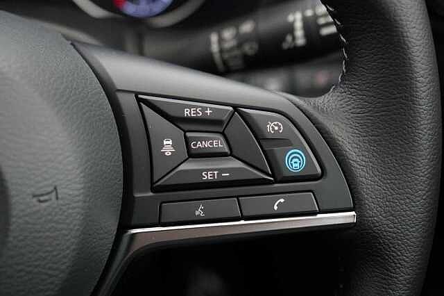 Nissan Juke 1.0 DIG-T 114 Tekna+ with BOSE Audio and Drive Assist Technology