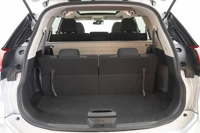 Nissan X-Trail 2.0 dCi 177 4WD N-Connecta X-Tronic Auto with 7 Seats and Panoramic Sunroof