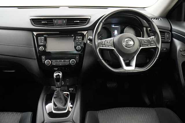 Nissan X-Trail 2.0 dCi 177 4WD N-Connecta X-Tronic Auto with 7 Seats and Panoramic Sunroof