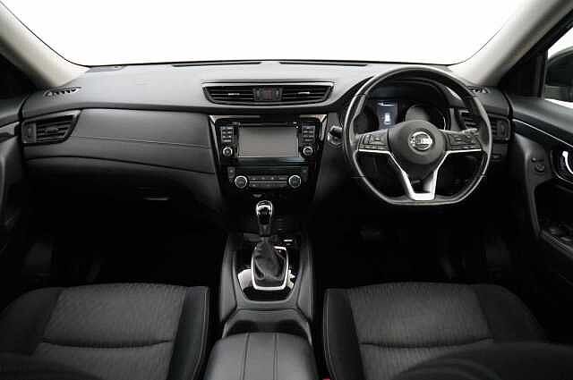 Nissan X-Trail 2.0 dCi 177 4WD N-Connecta X-Tronic Auto with 7 Seats and Panoramic Sunroof