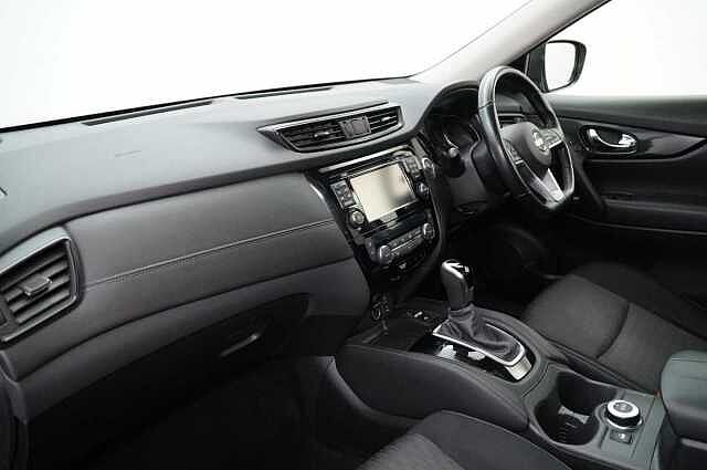 Nissan X-Trail 2.0 dCi 177 4WD N-Connecta X-Tronic Auto with 7 Seats and Panoramic Sunroof