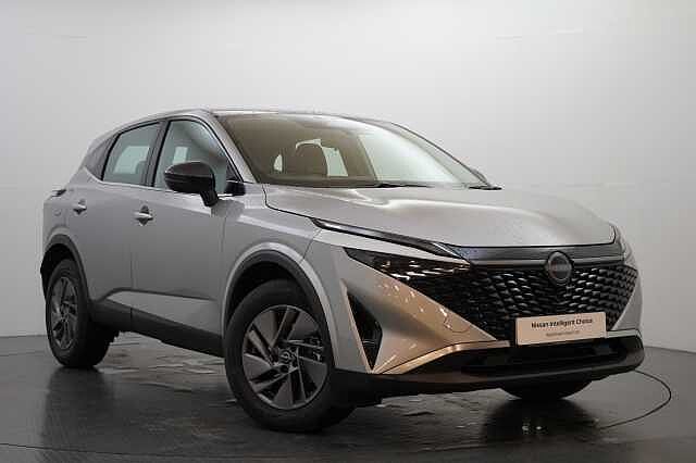 Nissan Qashqai 1.3 DIG-T MH 140 Acenta Premium with Rear View Camera