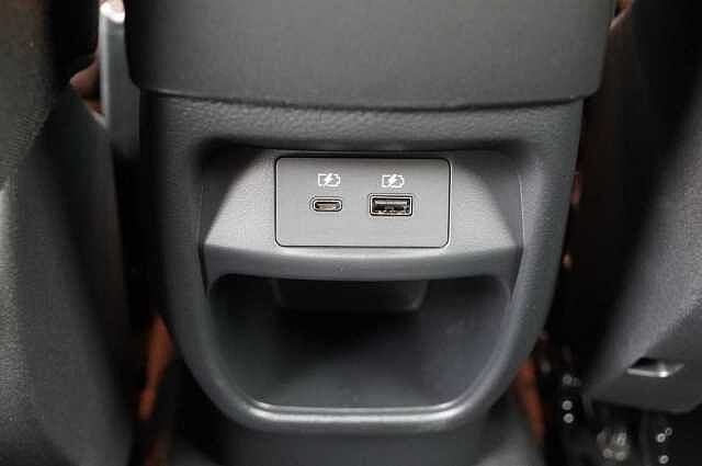 Nissan Juke 1.0 DIG-T 114 Acenta Premium DCT Auto with Rear View Camera