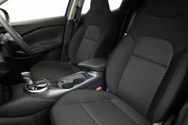 Nissan Juke 1.0 DIG-T 114 Acenta Premium DCT Auto with Rear View Camera