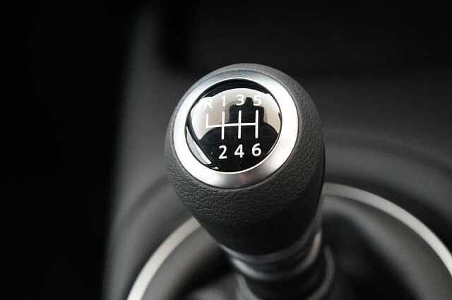 Nissan Juke 1.0 DIG-T 114 Acenta Premium with Rear View Camera