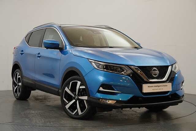 Nissan Qashqai 1.3 DIG-T 160 Tekna DCT Auto with Glass Roof and Pro Pilot Technology