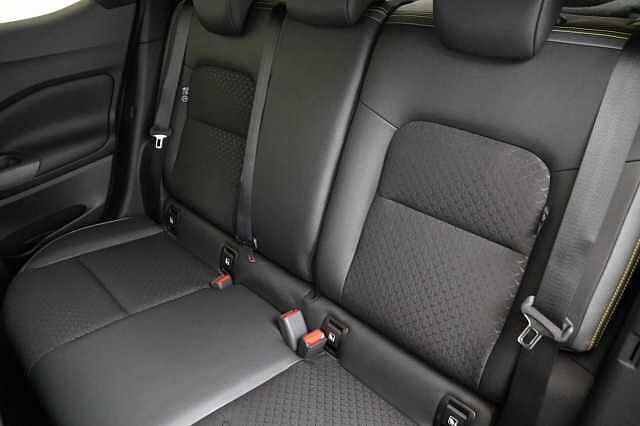 Nissan Juke 1.0 DIG-T 114 Kiiro Limited Edition with Sat Nav and Rear View Camera