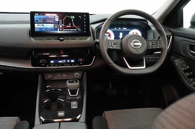 Nissan X-Trail 1.5 VC-T MH 163 N-Connecta X-Tronic Auto with 7 Seats + Nav and 360 Cameras