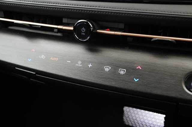 Nissan ARIYA 63KW Engage Auto with Sat Nav and Rear View Camera